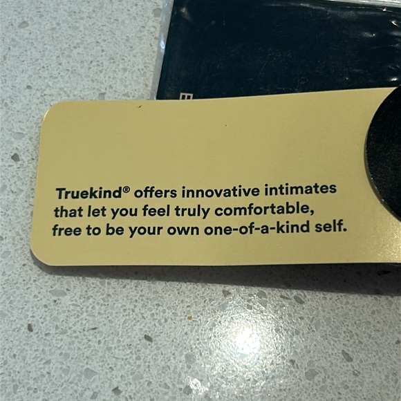 Truekind® by Shapermint Daily Comfort Wireless Shaper Bra Size S - Picture 7 of 14